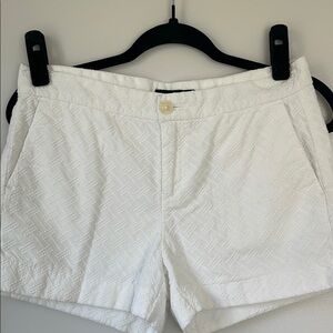 Banana Republic size 2 white textured shorts